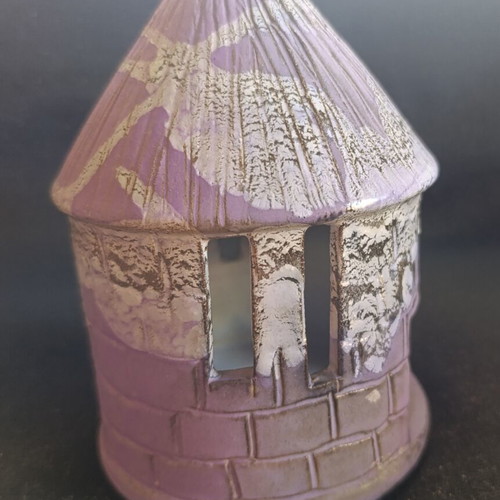 Ceramic house tealight holder used, cozy decor