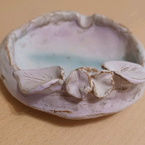 Ceramic ashtray large vintage used with crack