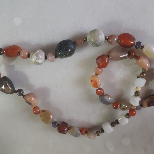 Necklace with agates like new, handmade long