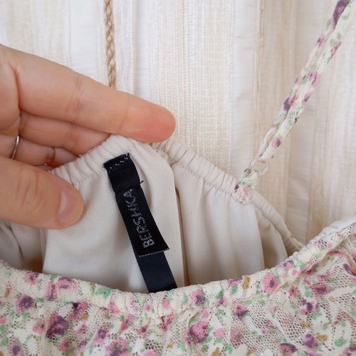 Bershka floral dress like new, size S, beige pink