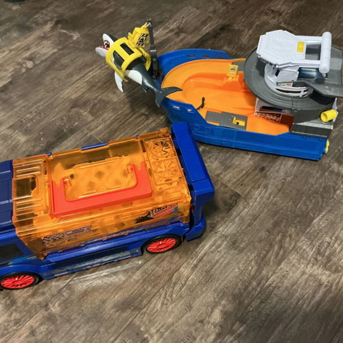 Dickie Toys fishing boat for sharks and Majorette truck used vehicles