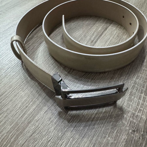 Leather belt beige like new, length 110cm
