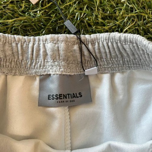 Essentials Grey Shorts like new, kids size 160cm