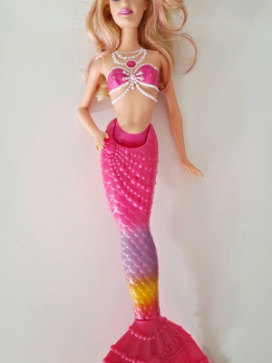 Barbie mermaid like new