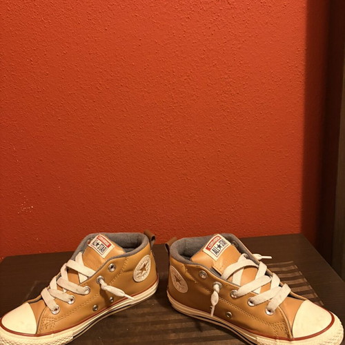 Tommy Hilfiger rain boots and Converse All Star shoes like new