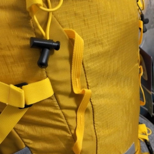 Раница Adventure 50L нова за туризъм с вентилация и дъждобран