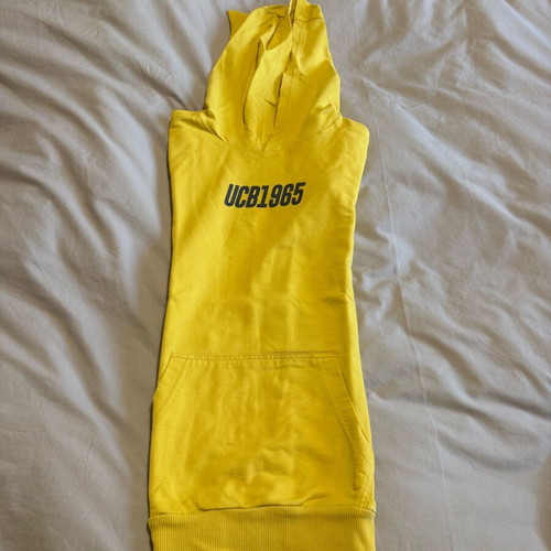 Benetton yellow hoodie shirt like new size M