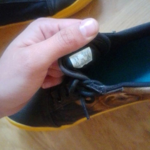 Vans National Geographic sneakers size 8.5 like new