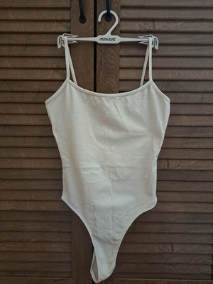 Κορμάκι rib Bershka σαν καινούργιο, άσπρο, μέγεθος S