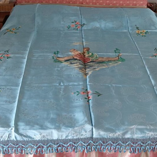 Vintage cover with oriental design like new, 2×2.15 meters