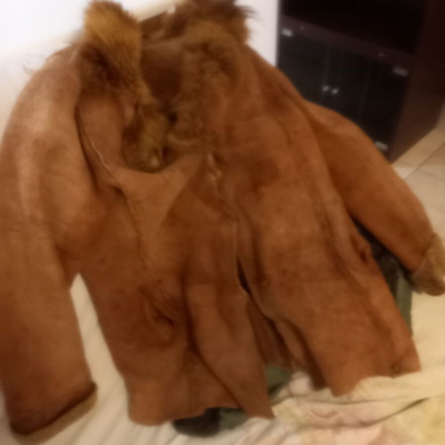 Suede coat with fur lining new, gold color, size L