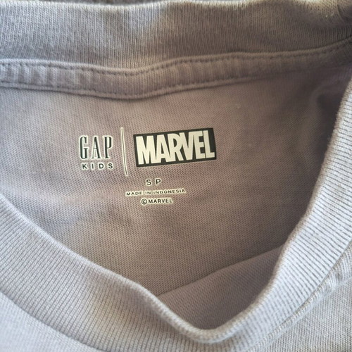 Gap kids t shirt set Marvel DC size 6-7 like new