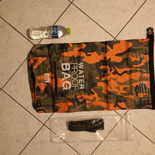 Waterproof bag 30 liters new with straps and external pocket