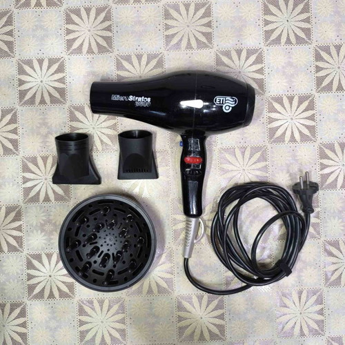 ETI Micro Stratos 3600 Hairdryer used, 2400W, 4 temperature settings