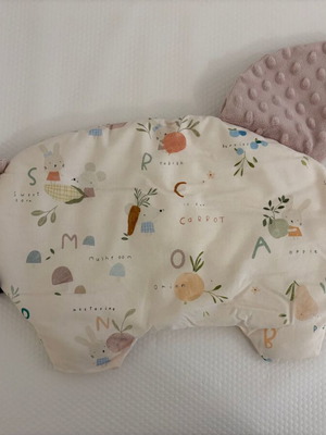 La Millou Hugging Pillow and Doll Set like new