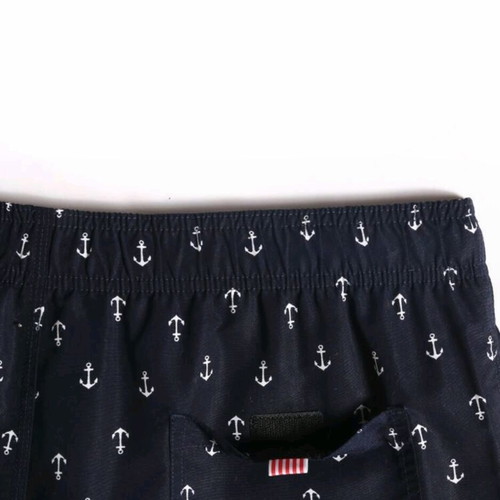 Men's swim shorts like new, elastic waist, pockets, sizes M and L