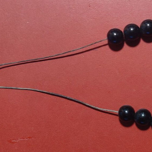Komboloi with 17 obsidian beads like new