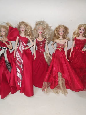 Barbie Holiday 2007, 2014, 2018, 2019 & A Christmas Carol dolls used, pack of 5