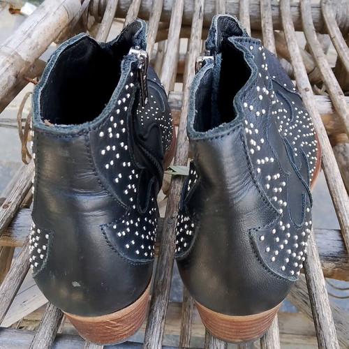 Catarina Martins western boots like new, black, size 40