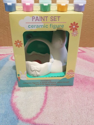 Paint set and paints new