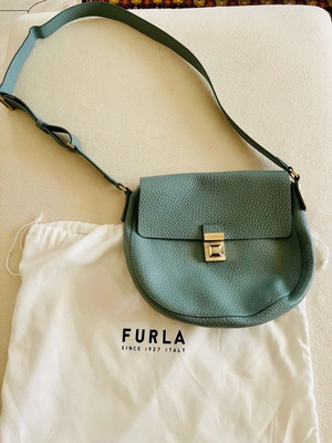 Τσάντα χιαστί Furla δερμάτινη μεταχειρισμένη