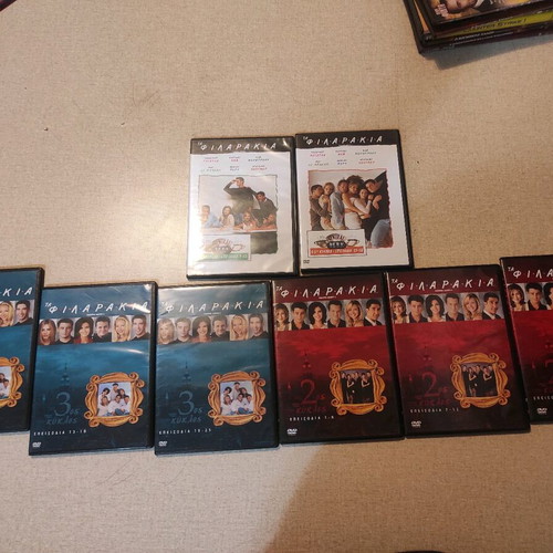 Friends 6 DVD set like new