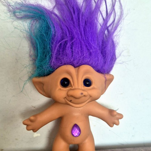 Russ Troll Efxoulis used, dichromos with diamond