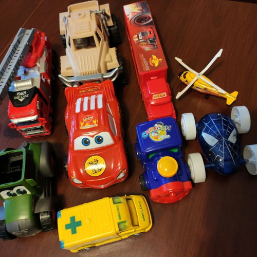 Toy cars used with mechanical and battery movement, excellent condition
