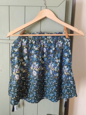 Stradivarius floral skirt used, size M 38 10, multicolor
