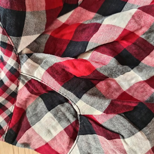 Iso mini checkered skirt with pockets used, black and red