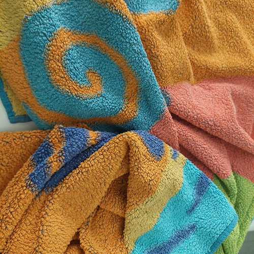 Beach and bath towels like new, 2 large, white and printed