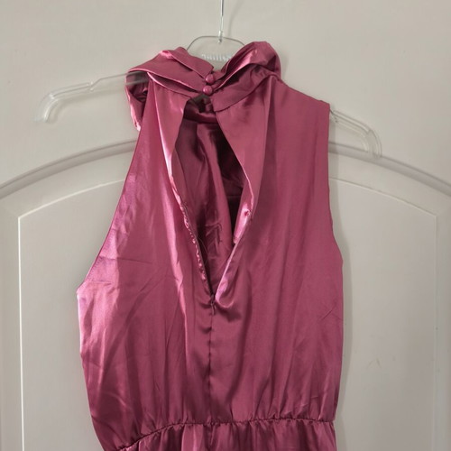 Satin dress, lightweight fabric, length 138cm, chest 35-45cm, elastic waist