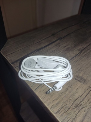 Samsung Handsfree new