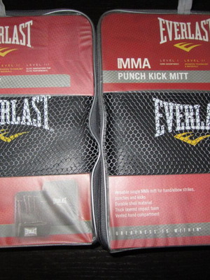 Everlast MMA Boxing Punch Mitts στόχοι πυγμαχίας καινούργιο, σετ 2 τεμαχίων