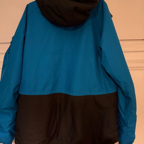 Animal ski/snowboard jacket like new