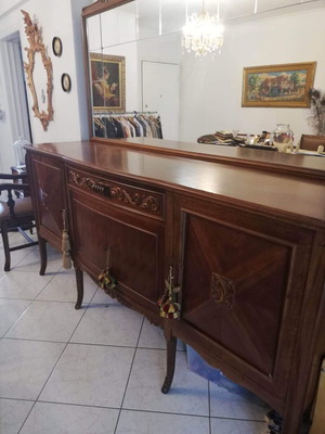 Walnut buffet with removable mirror like new