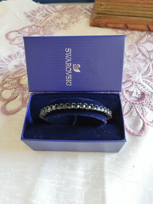 Swarovski Matrix Tennis Bracelet with Black Stones new, 17 cm