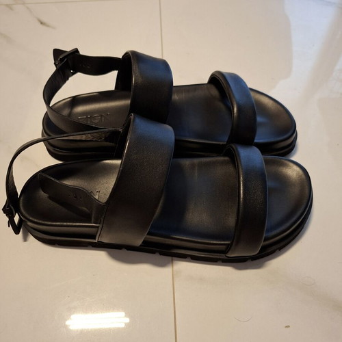 ZIGN men's black sandals size 48 like new
