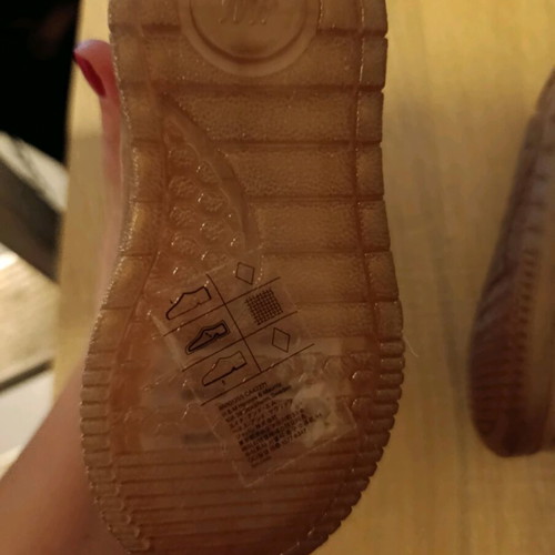 Children's athletic shoes new with fur lining, unworn