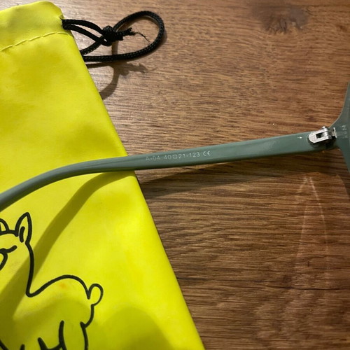 Babyllama kids sunglasses like new, multicolor, ages 2-5