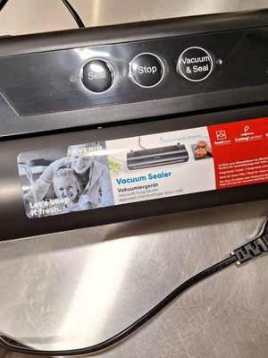 Vacuum sealer like new