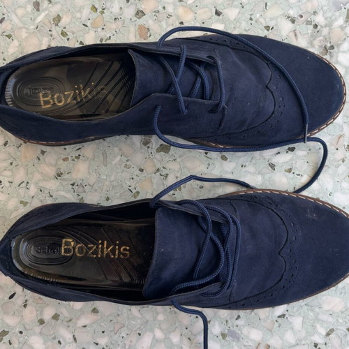 Bozikis blue shoes like new, size 39 with narrow fit