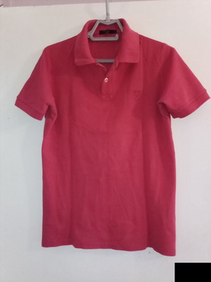 T shirt Snta polo type in watermelon shade, used