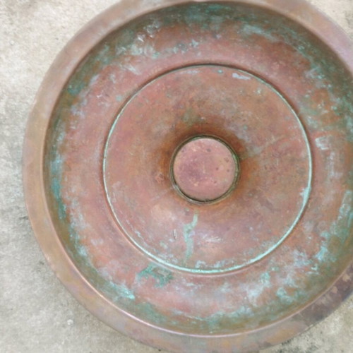Large copper pot with lid like new