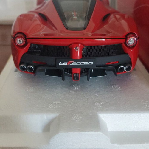 Ferrari LaFerrari BBR model scale 1:18 like new