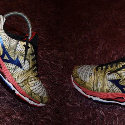 Mizuno Wave Paradox Road Running shoes like new, size 42.5