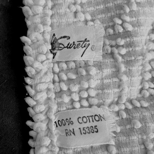 Surety king size cotton embossed bedspread like new, white