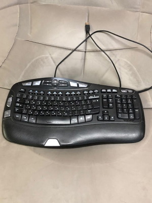 Logitech Wave Ergonomic Wired Keyboard with Greek Layout and Multimedia Keys like new