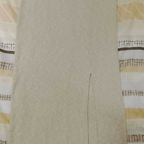 Gina Tricot rib skirt medium, like new, beige