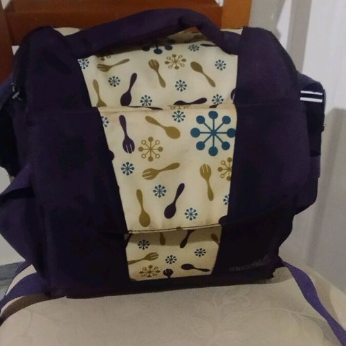 Munchkin booster seat used, portable feeding chair with safety belt